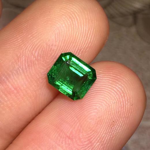 0.93ct 祖母绿裸石 商品图1