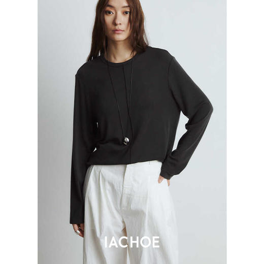 棉仓3561501001 -秋季宽松竖线分割慵懒舒适长袖圆领针织衫  亲肤感面膜T 商品图3