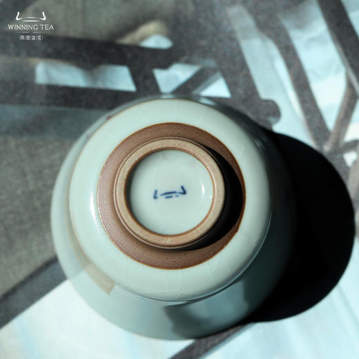 问鼎汝窑掬泉杯（莲蓬蜻蜓）（缺货） 商品图4