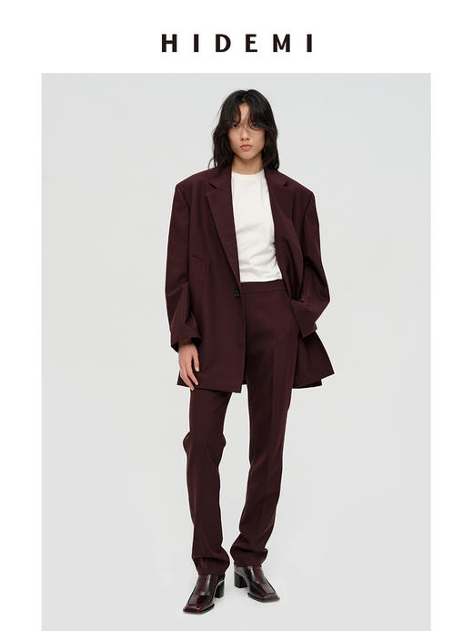 HIDEMI 极简设计感甄选斜纹精纺羊毛挺括感立体剪裁翻领式宽肩宽松西装套装 黑色/勃艮第红 西装/烟管长裤 商品图10