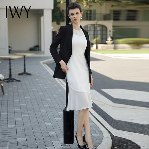 IWY/黑色西装外套白色连衣裙套装气质时尚通勤干练职业正装套裙C1956+Q1062 商品图2