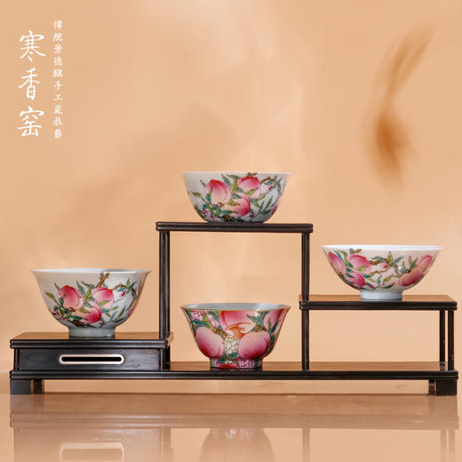 寒香窑乾隆粉彩过枝九桃鸡缸杯  过枝九桃天泉杯   过枝九桃雨尘杯   万桃月行杯（缺货） 商品图0