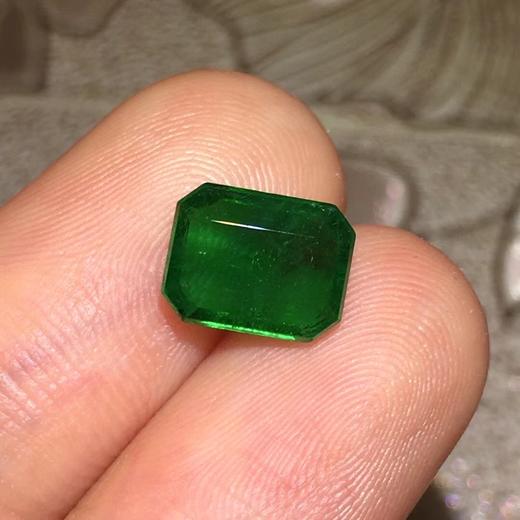 2.27ct 祖母绿裸石 商品图3