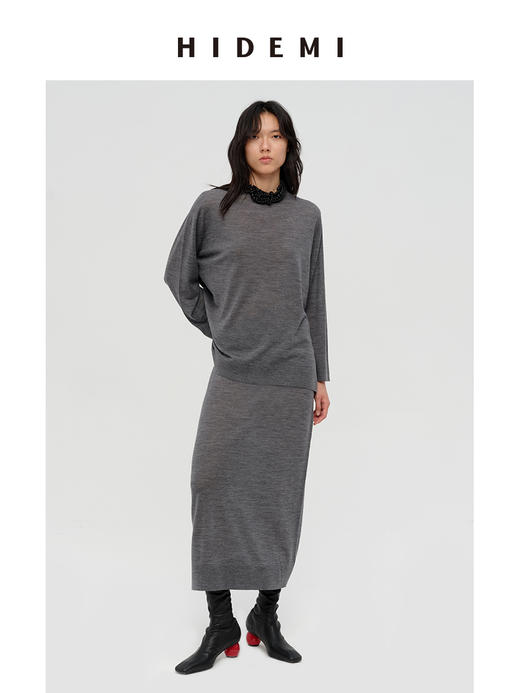 HIDEMI 澳洲进口美利奴羊毛系列60支极细精纺羊毛极简圆领廓形感毛衣半裙套装 乌木棕/深烟灰 商品图4
