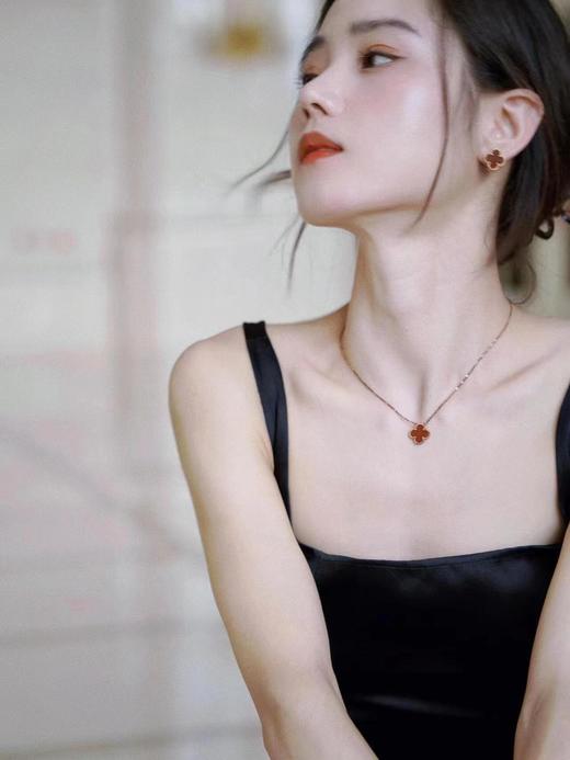 法国VC梵刻四叶草项链手链 商品图5