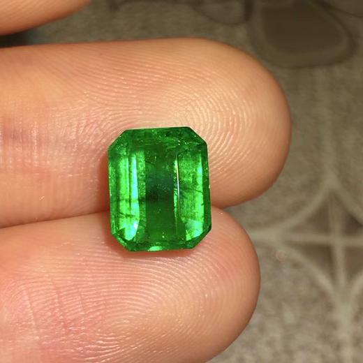 2.38ct 祖母绿裸石 商品图2