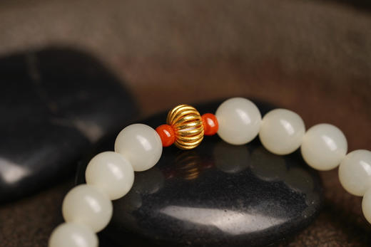 9mm籽料和田玉手链 商品图4