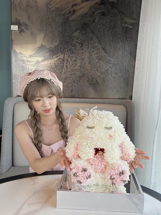 “兔”然好想你-------永生花告白兔亚克力镜面底礼盒 商品图4