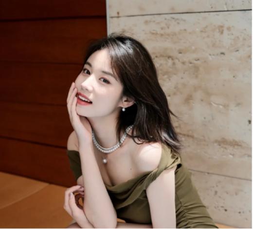 🔥【百百合同款搭配】baby小米珠贝壳珍珠项链-ME01617：👉1.2mm+4mm贝壳白色珍珠项链以微小的珍珠打造出大气的魅力，🍊 商品图3