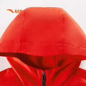 【超值】安踏儿童梭织运动防水外套男童连帽春露营防风薄款上衣352437602