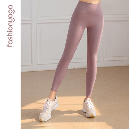 凡圣瑜伽基础裸感蜜桃臀九分裤FC10967（无尴尬线） 商品图14