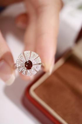 0.6ct 红宝石戒指