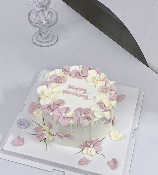 妈妈长辈女孩素雅裱花蛋糕 商品图0