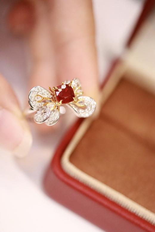 1.07ct 红宝石戒指 商品图0