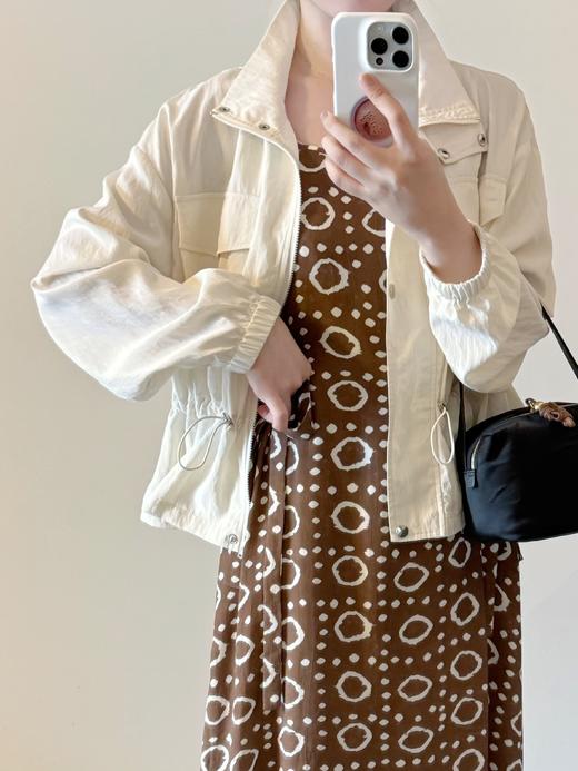 超绝松弛感外套 苏老板si服 轻薄好穿可收腰设计百搭休闲外套 米白色 商品图0