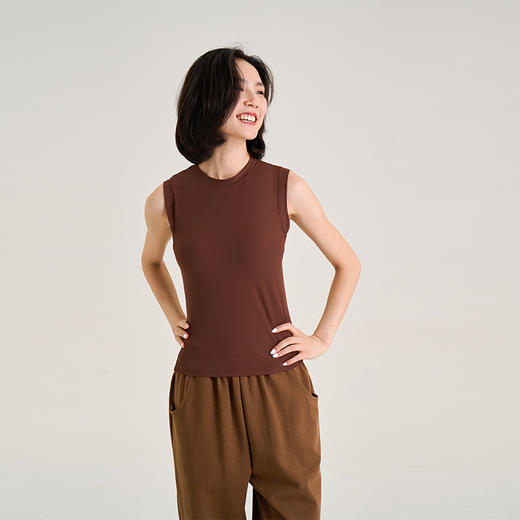 [肌理] 一体胸垫圆领无袖背心上衣 背部全包裹 商品图8