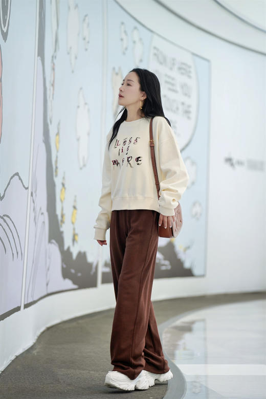 臣禾少即是多卫衣JZ243050675【金猪甄选】 商品图5