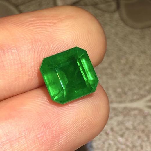 3.32ct 祖母绿裸石 商品图2