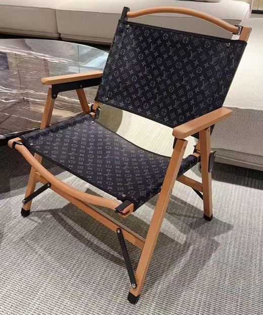 中古折叠椅。原木色。   胡桃木色自己备注颜色。 商品图1