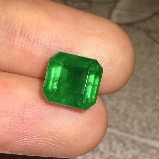 3.32ct 祖母绿裸石 商品图0