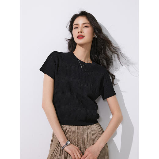 棉仓353635013-曲珠凉感短袖针织衫女宽条肌理 24夏季镂空设计气质圆领小衫 商品图0