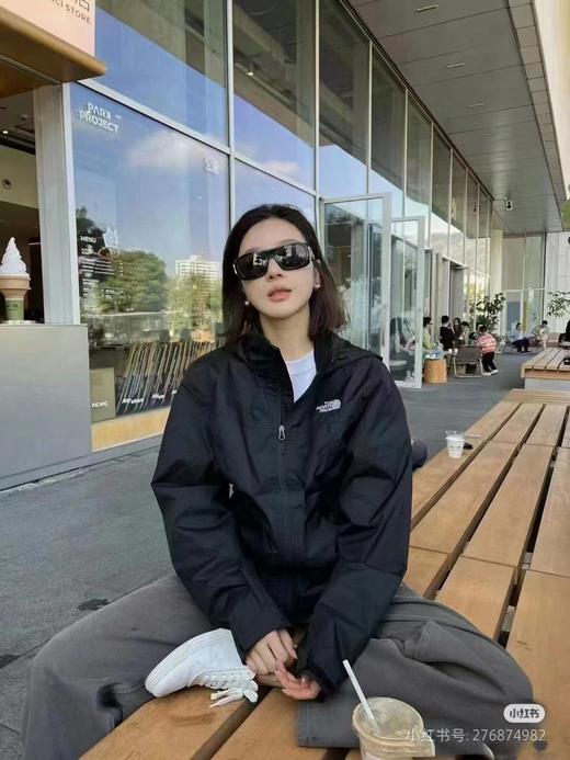 北面TNF的经典黑武士单冲经典黑重磅回归 DRYVENT全压胶外壳 商品图6