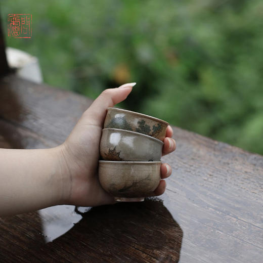 问庐柴烧手绘野鸭 手绘鱼草 茶杯（缺货） 商品图3