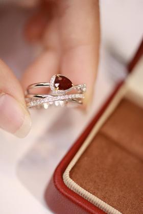 1.01ct 红宝石戒指