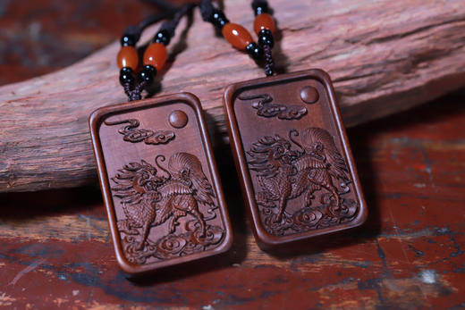 天然雷击枣木麒麟牌 商品图1