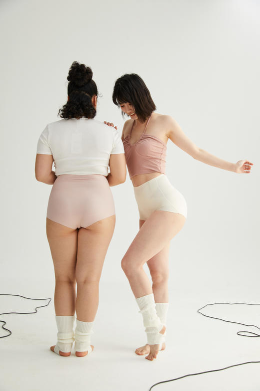 （69元任选两件，单件不发！）【半醒】无痕收腹裤 商品图4