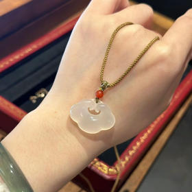 六鑫珠宝  国潮风玉髓如意祥云锁吊坠 长度可调节