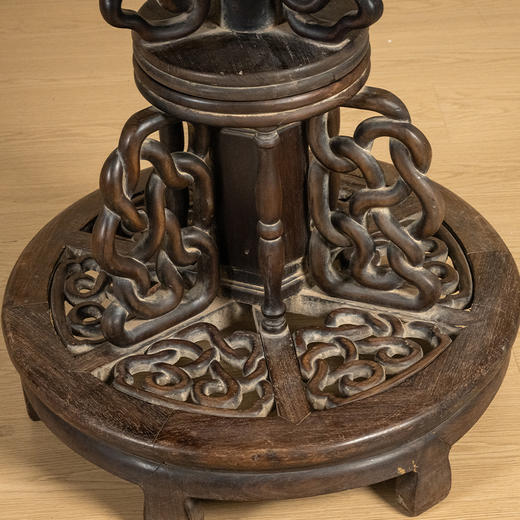 清 红木透雕绳纹百灵台 商品图3