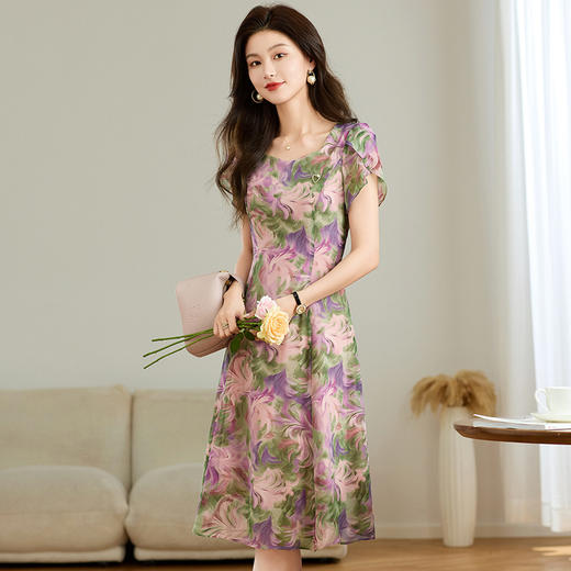 时尚优雅中长款，雪纺印花连衣裙QYM-TB-FD1906-Y 商品图1