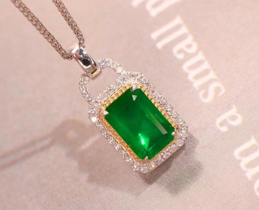 1.9ct 祖母绿吊坠 商品图2