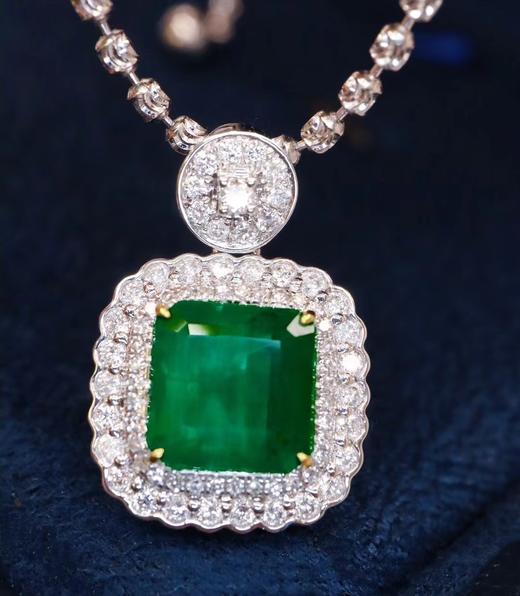 2.06ct 祖母绿吊坠 商品图1