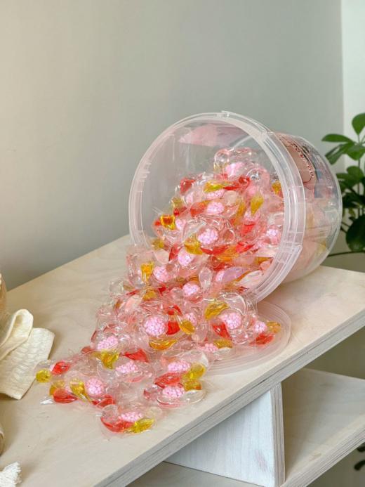 【8月大羊毛💥速抢❗】限量秒杀🔥29.9💰到手2大桶140颗格丽净·6D洗衣凝珠白桃水蜜香【留香版】1颗搞定一筐衣服~ 🌞 商品图2