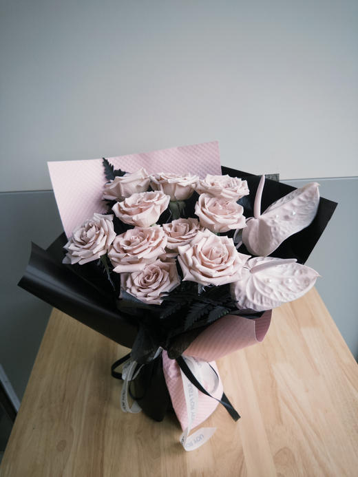 「鲜花」曼塔花束 商品图0