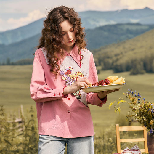 两三事梵高文艺热恋花束 森女风绣花布拼接长袖衬衫女S24QC456 商品图1