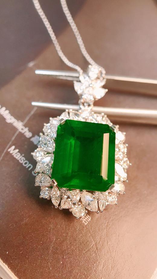 7.49ct 祖母绿吊坠 商品图2