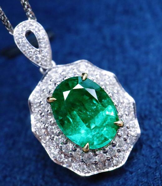 1.59ct 祖母绿吊坠 商品图2