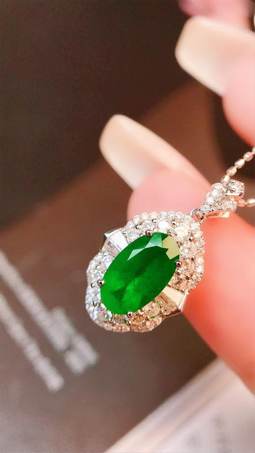 1.11ct 祖母绿吊坠 商品图2