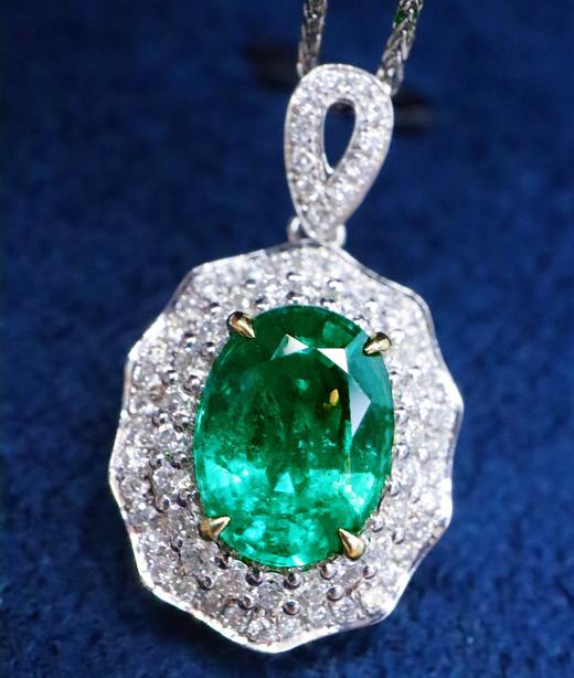 1.59ct 祖母绿吊坠 商品图1