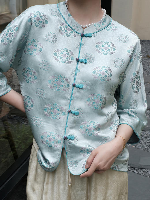 盛唐婧 |真丝宋锦宝相花对襟上衣 商品图1