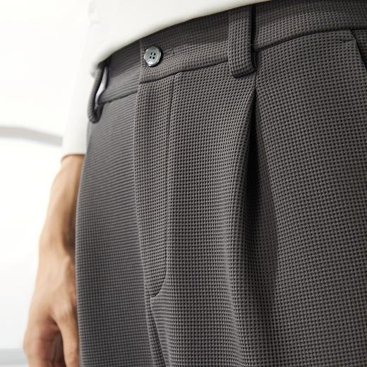 柒牌男士华夫格休闲裤秋季新款时尚青年锥形裤灰色百搭九分萝卜裤	127H72750 商品图2