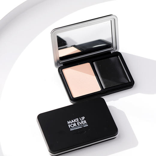 法国 MAKE UP FOR EVER玫珂菲 丝绒无瑕持妆雾面粉饼 商品图0