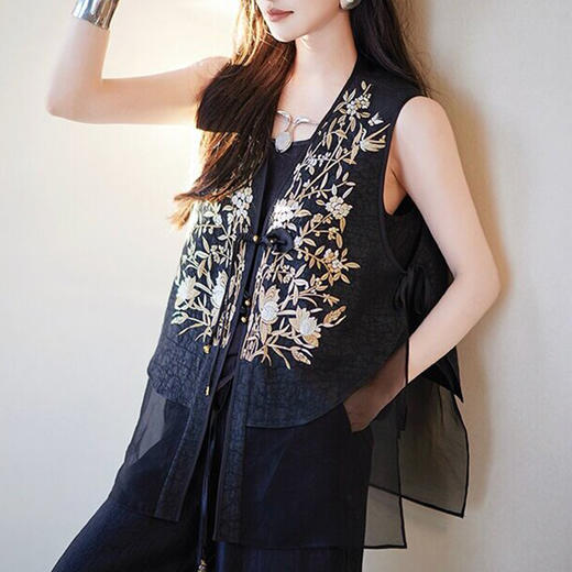 新中式香云纱工艺国风服饰系列，东方手艺撑起女性的风雅，凉滑如溪水流淌，飘逸有风骨【G】 商品图9