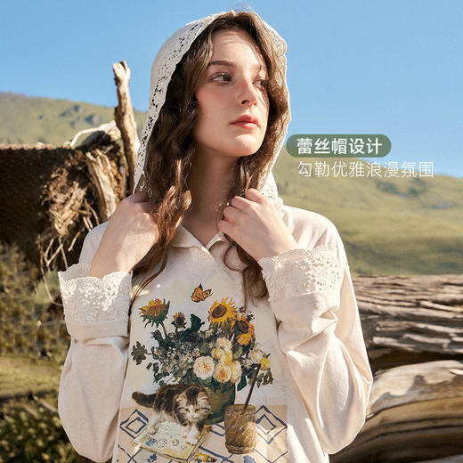 两三事梵高文艺拥有美帽2024秋季新款蕾丝拼接印花连帽t恤女宽松 商品图2