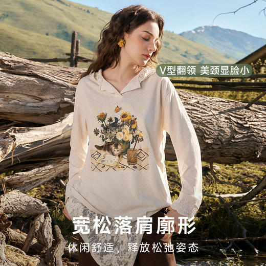 两三事梵高文艺拥有美帽2024秋季新款蕾丝拼接印花连帽t恤女宽松 商品图3