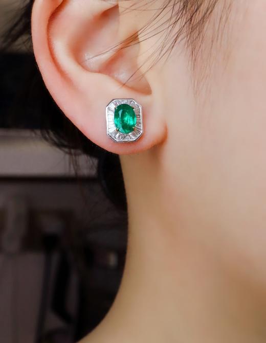 1.985ct 祖母绿耳钉 商品图4