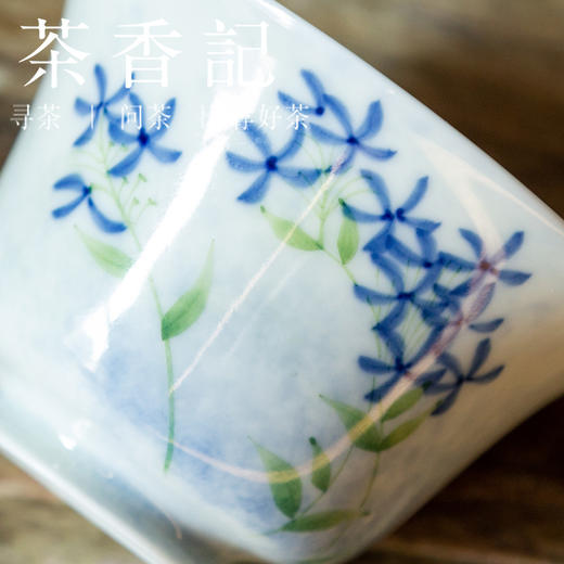 茶香记 手绘蓝铃花盖碗 自然生趣  圆融饱满 小巧实用 清新雅致 商品图2
